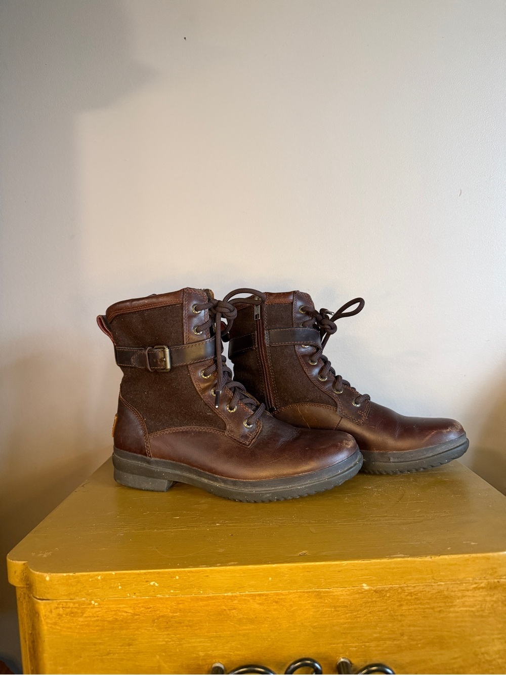 UGG Women's Dark Brown Lace-Up Leather & Suede Ankle Boots